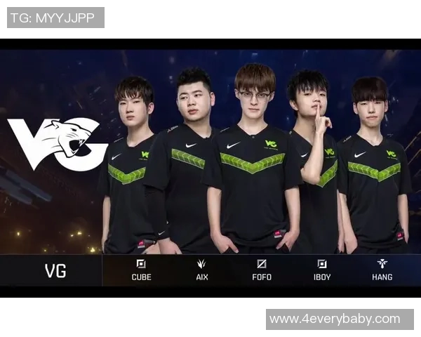 高校联赛中FPX展现强大实力的表现分析与点评